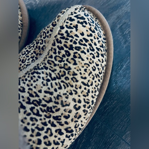 Ugg captain animal print slippers - Picture 2 of 8